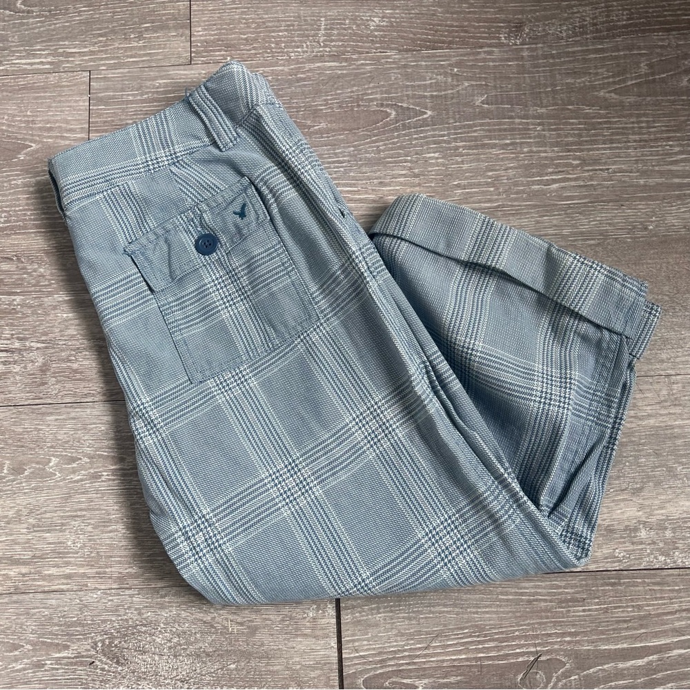 American Eagle Women’s Plaid Capris | Blue & White | Size
8 | 100% Cotton